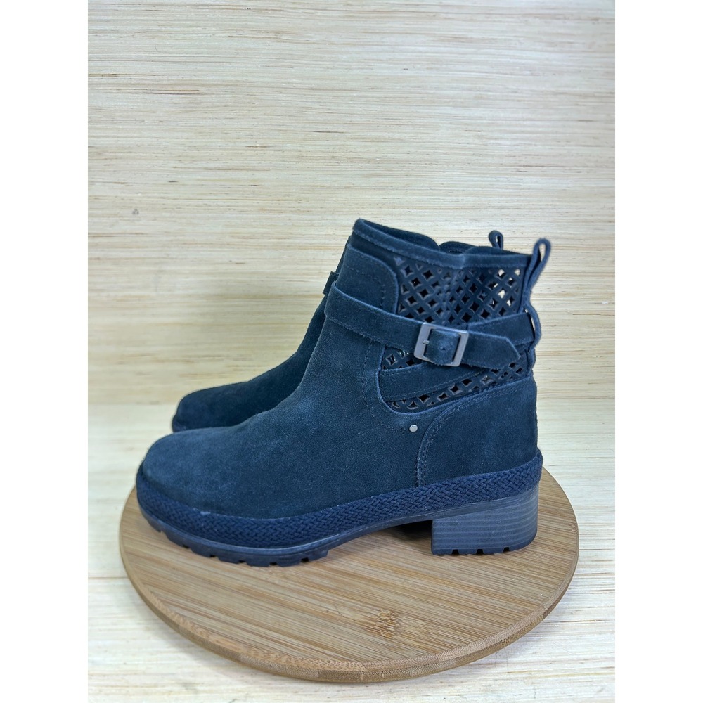 Muck Boot Company Womens Liberty Ankle Boot Black Suede Perforated Size 9.5